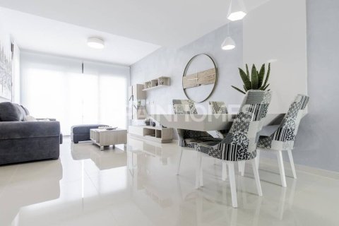 Villa till salu i San Miguel de Salinas, Alicante, Spanien 3 sovrum, 144 kvm. Nr. 48775 - foto 19