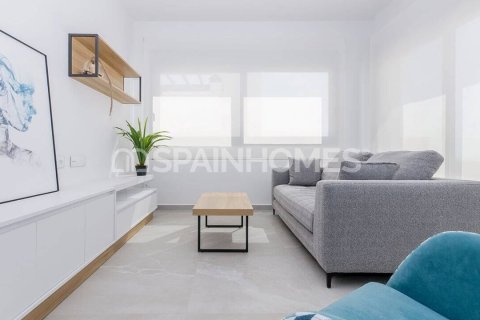 Villa till salu i San Miguel de Salinas, Alicante, Spanien 3 sovrum, 144 kvm. Nr. 48775 - foto 26