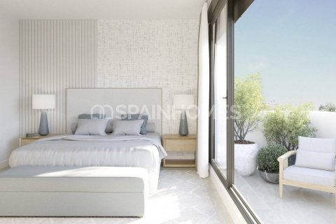 Villa pārdošanā Rincon de la Victoria, Malaga, Spānijā 4 istabas, 225 m2 Nr. 51791 - attēls 7