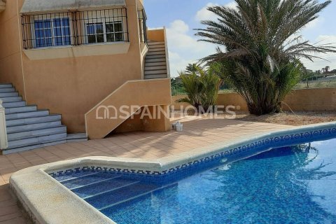 Villa for sale in Cartagena, Murcia, Spain 3 bedrooms, 465 sq.m. No. 55986 - photo 4