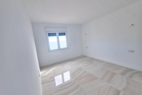 Penthouse for sale Torrevieja, Alicante, Spain 1 bedroom, 97 sq.m. No. 109487 - photo 15