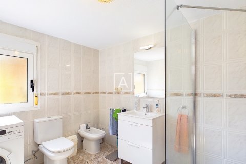 Villa for sale Pinar De Campoverde, Alicante, Spain 6 bedrooms, 379 sq.m. No. 114609 - photo 13
