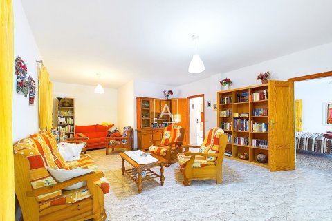 Villa for sale Pinar De Campoverde, Alicante, Spain 6 bedrooms, 379 sq.m. No. 114609 - photo 7