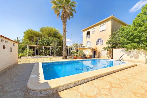 Villa for sale Pinar De Campoverde, Alicante, Spain 6 bedrooms, 379 sq.m. No. 114609 - photo 26