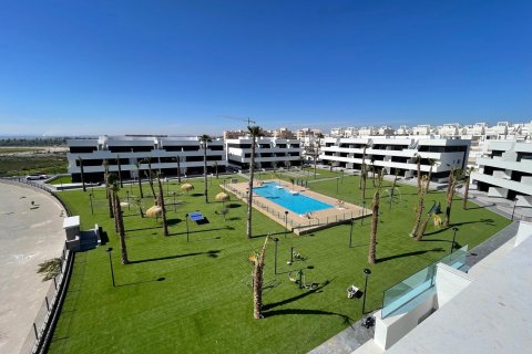 Продажа квартиры в Гуардамар-дель-Сегура, Аликанте, Испания 2 спальни, 64м2 №112311 - фото 19