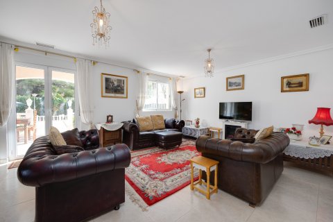 Villa till salu Aspe, Alicante, Spanien 5 sovrum, 352 kvm. Nr. 115166 - foto 7