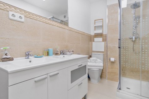 Apartment for sale Madrid, Spain 2 bedrooms, 90 sq.m. No. 91603 - photo 6