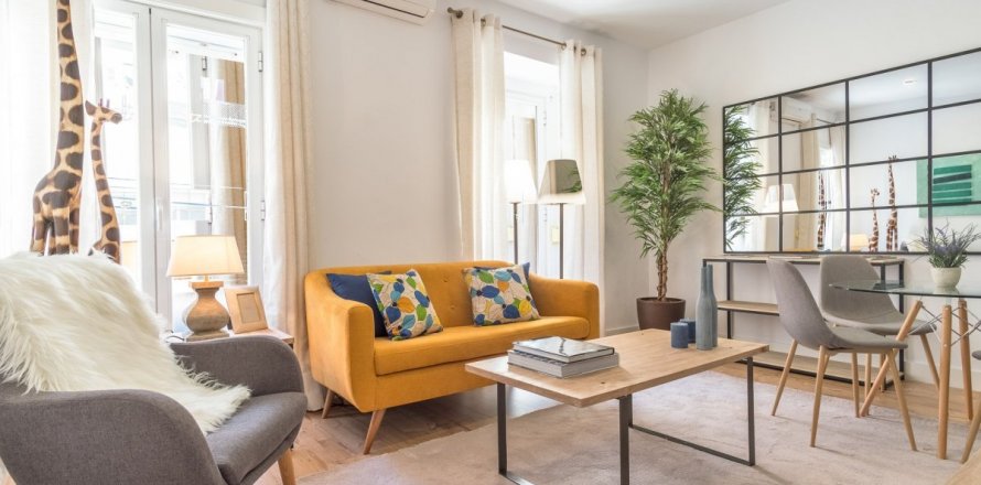 Apartment Madrid, Spain 2 bedrooms, 90 sq.m. No. 91603