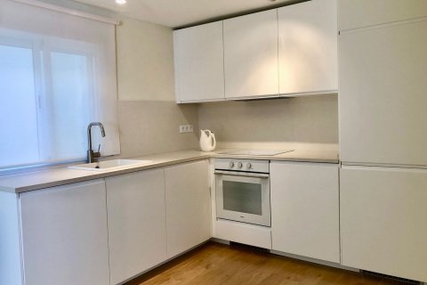 Apartment for sale Madrid, Spain 2 bedrooms, 78 sq.m. No. 91604 - photo 5