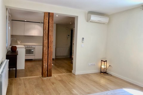 Apartment for sale Madrid, Spain 2 bedrooms, 78 sq.m. No. 91604 - photo 3