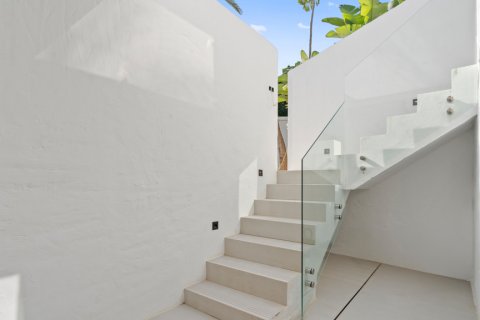Apartment for sale El Paraiso, Alicante, Spain 4 bedrooms, 269.49 sq.m. No. 108241 - photo 18