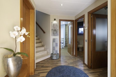 House for sale Lloret de Mar, Girona, Spain 4 bedrooms, 241 sq.m. No. 23028 - photo 2