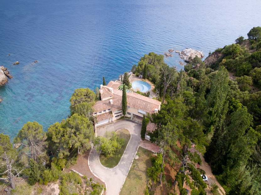 House à Lloret de Mar, Girona, Espagne 900 m2 No. 22836