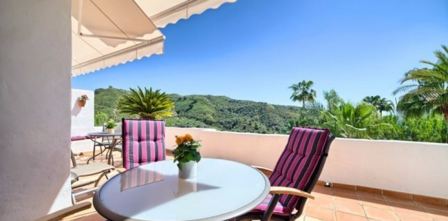 Apartment Benahavis, Malaga, Spain 2 bedrooms, 129 sq.m. No. 21722
