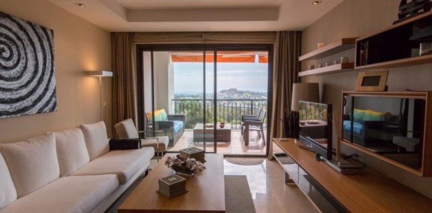 Apartment Benahavis, Malaga, Spain 2 bedrooms, 112 sq.m. No. 21709