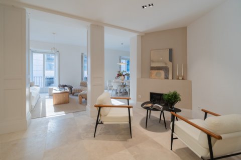 Продажа квартиры Мадрид, Испания 3 спальни, 164м2 №100064 - фото 24