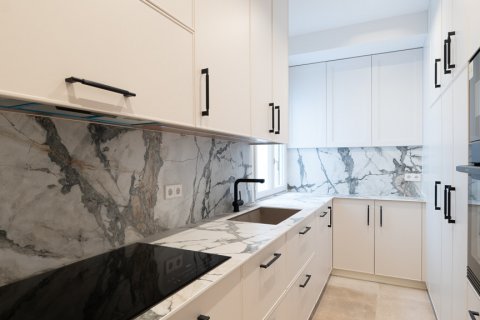 Продажа квартиры Мадрид, Испания 3 спальни, 164м2 №100064 - фото 28