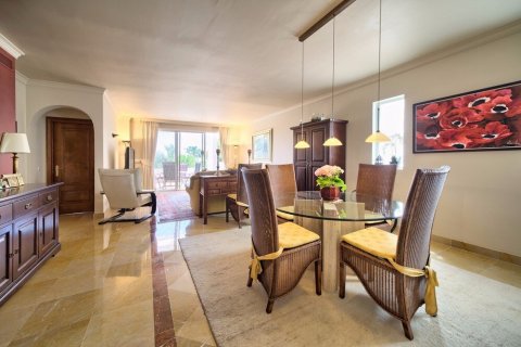 Apartment for sale Benahavis, Malaga, Spain 2 bedrooms, 129 sq.m. No. 21546 - photo 5
