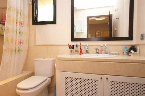 Appartamento in vendita Benahavis, Malaga, Spagna 3 camere da letto, 300 mq. N° 21559 - foto 7
