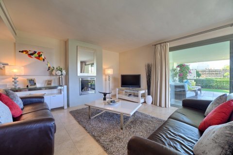 Apartment for sale Benahavis, Malaga, Spain 2 bedrooms, 138 sq.m. No. 21560 - photo 6