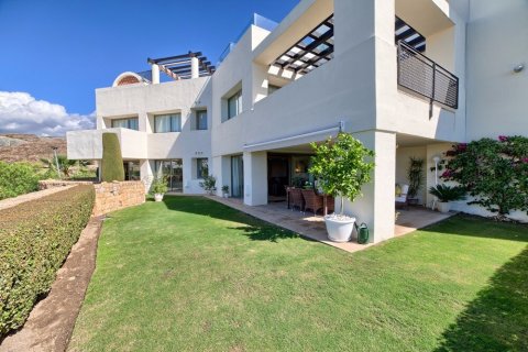 Apartment for sale Benahavis, Malaga, Spain 2 bedrooms, 138 sq.m. No. 21560 - photo 1