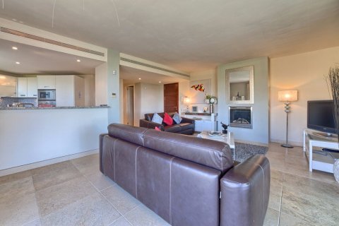 Apartment for sale Benahavis, Malaga, Spain 2 bedrooms, 138 sq.m. No. 21560 - photo 11