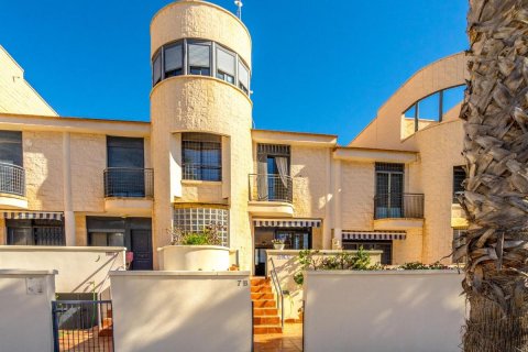 House for sale Alicante, Spain 4 bedrooms, 104 sq.m. No. 112974 - photo 23