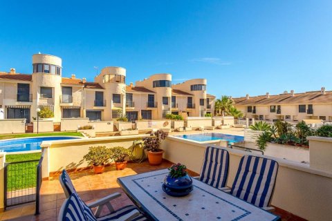 House for sale Alicante, Spain 4 bedrooms, 104 sq.m. No. 112974 - photo 16