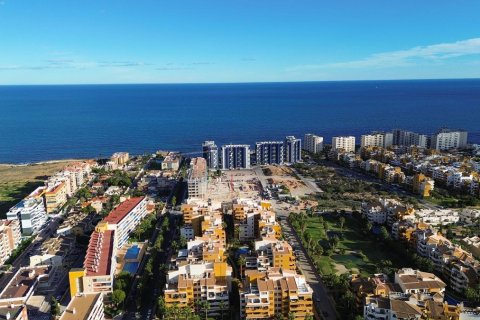 Продажа квартиры Пунта Прима, Аликанте, Испания 2 спальни, 80м2 №112973 - фото 1
