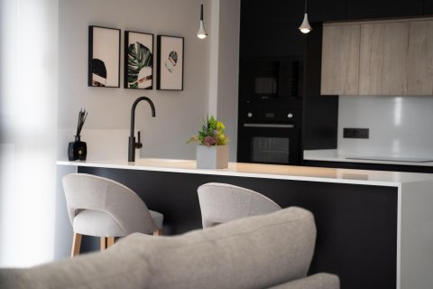 Kaupunkipientalo myytävänä Villamartin, Alicante, Espanja, 3 makuuhuonetta, 86 m2 No. 114356 - kuva 14