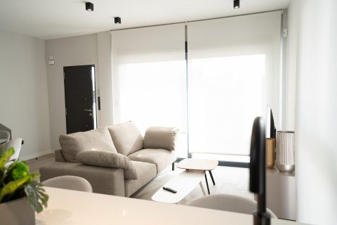 Kaupunkipientalo myytävänä Villamartin, Alicante, Espanja, 3 makuuhuonetta, 86 m2 No. 114356 - kuva 9