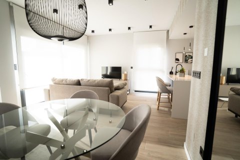 Kaupunkipientalo myytävänä Villamartin, Alicante, Espanja, 3 makuuhuonetta, 86 m2 No. 114356 - kuva 4
