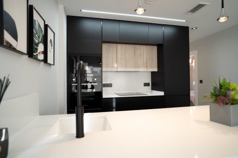 Kaupunkipientalo myytävänä Villamartin, Alicante, Espanja, 3 makuuhuonetta, 86 m2 No. 114356 - kuva 17