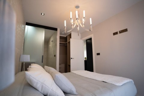 Kaupunkipientalo myytävänä Villamartin, Alicante, Espanja, 3 makuuhuonetta, 86 m2 No. 114356 - kuva 24