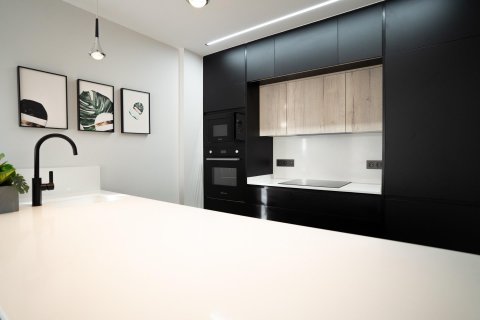 Kaupunkipientalo myytävänä Villamartin, Alicante, Espanja, 3 makuuhuonetta, 86 m2 No. 114356 - kuva 16