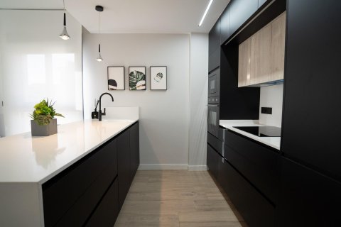 Kaupunkipientalo myytävänä Villamartin, Alicante, Espanja, 3 makuuhuonetta, 86 m2 No. 114356 - kuva 15