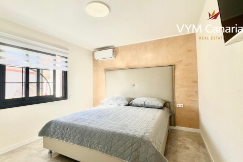 Продажа пентхауса в Коста-дель-Силенсио, Тенерифе, Испания 1 спальня, 42м2 №107372 - фото 11