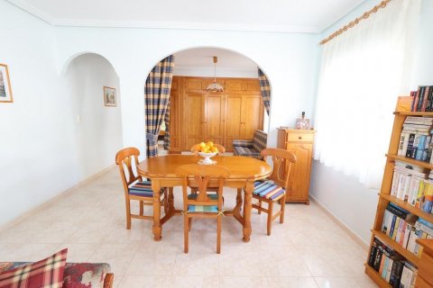 Villa for sale Alicante, Spain 2 bedrooms, 126 sq.m. No. 116125 - photo 11