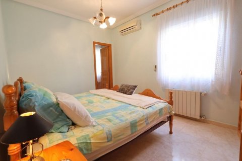 Villa for sale Alicante, Spain 2 bedrooms, 126 sq.m. No. 116125 - photo 15