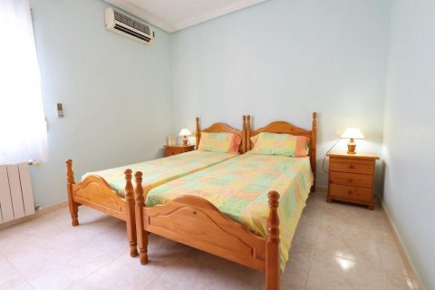 Villa for sale Alicante, Spain 2 bedrooms, 126 sq.m. No. 116125 - photo 17