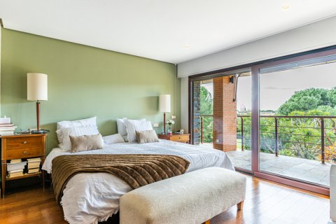 Villa for sale Las Rozas de Madrid, Madrid, Spain 7 bedrooms, 872.48 sq.m. No. 117435 - photo 16