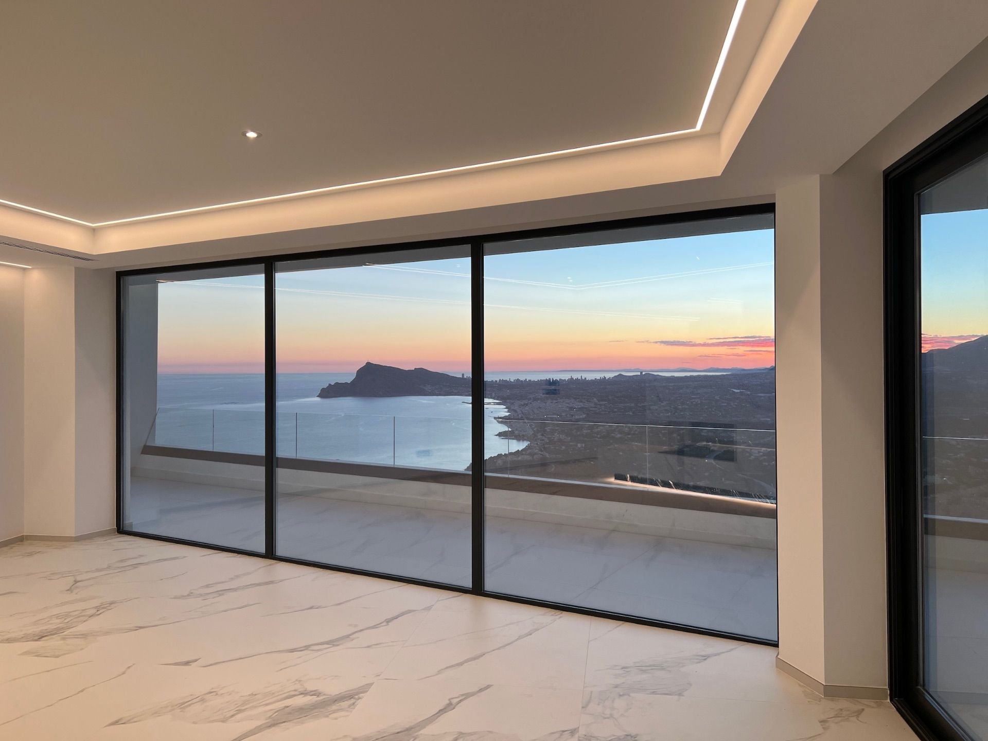 Villa in Altea, Alicante, Spanien 4 Schlafzimmer, 500 m2 Nr. 97426