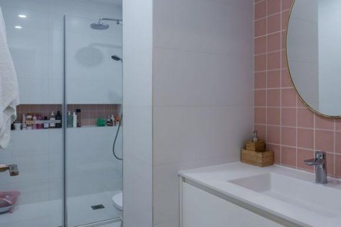 Penthouse for sale in Madrid, Spain 6 bedrooms, 288 sq.m. No. 117527 - photo 22