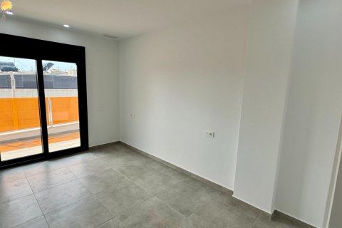 Продажа квартиры в Торревьеха, Аликанте, Испания 3 спальни, 108.73м2 №117525 - фото 22
