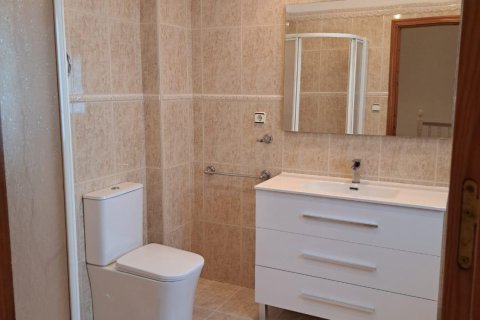 Villa for sale Orihuela, Alicante, Spain 5 bedrooms, 250 sq.m. No. 115135 - photo 24