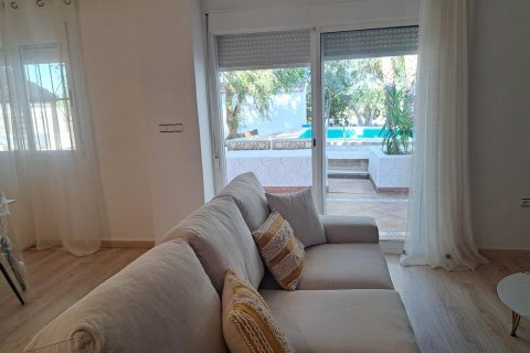 Villa for sale Orihuela, Alicante, Spain 5 bedrooms, 250 sq.m. No. 115135 - photo 28
