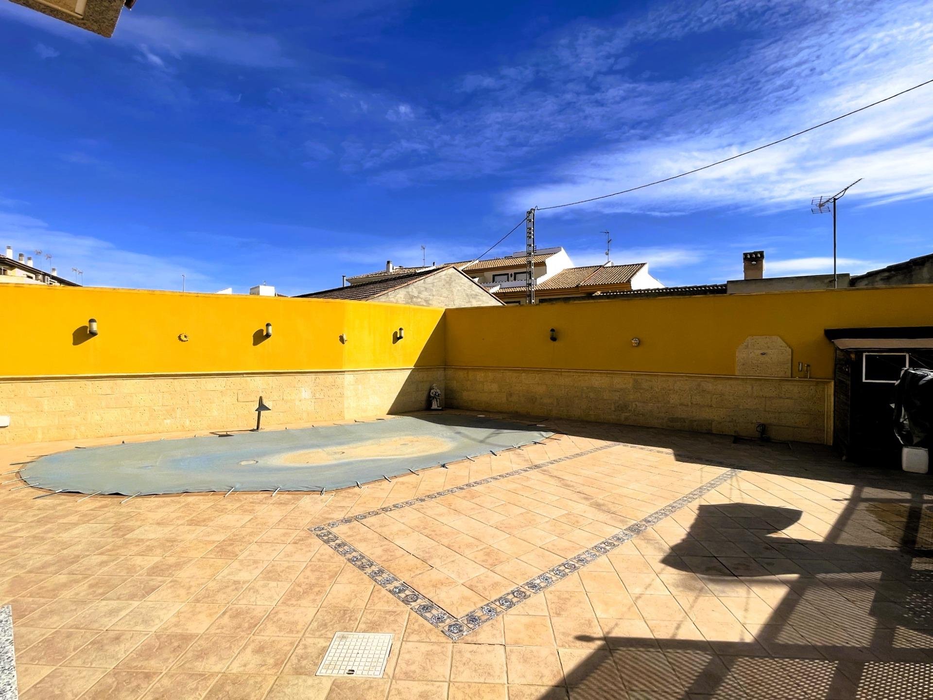 Villa in Pilar de la Horadada, Alicante, Spain 5 bedrooms, 223 sq.m. No. 92115