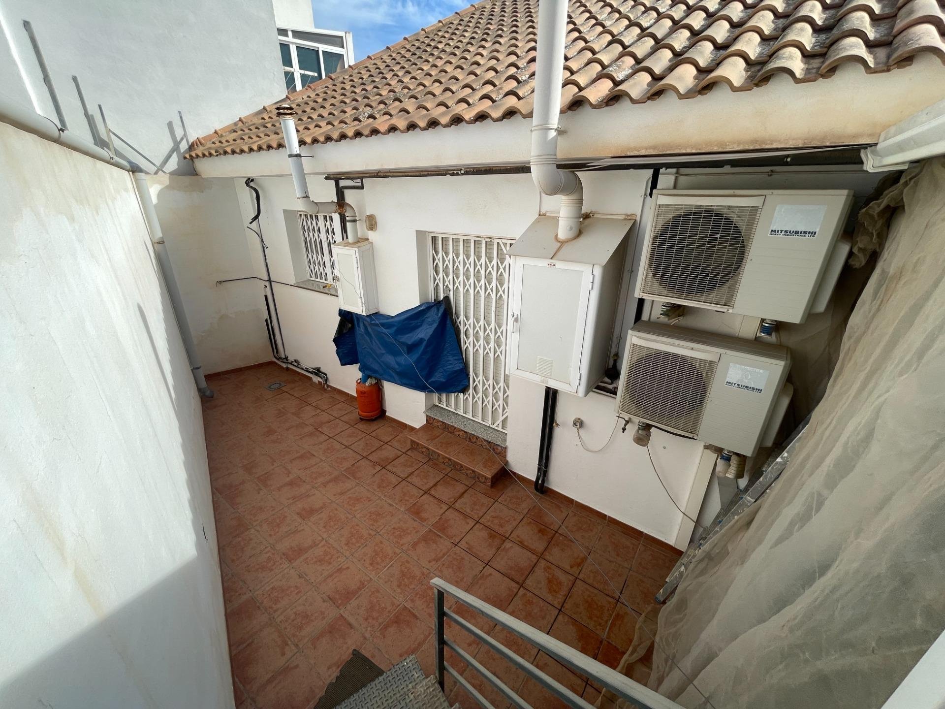 Villa in Pilar de la Horadada, Alicante, Spain 5 bedrooms, 223 sq.m. No. 92115