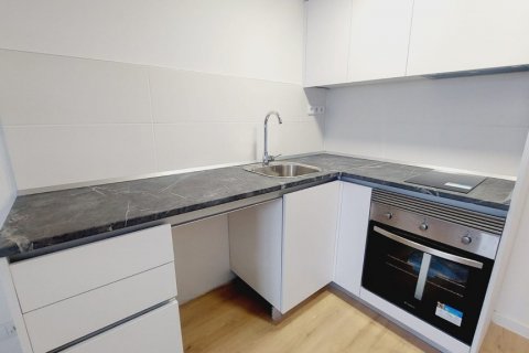 Huoneisto vuokrattavana San Sebastian de los Reyes, Madrid, Espanja, 1 makuuhuone, 42 m2 No. 107494 - kuva 4