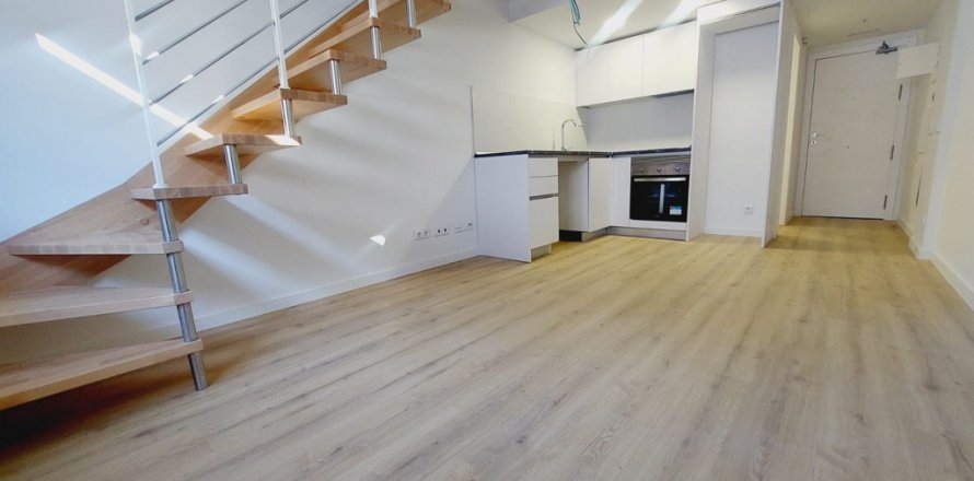 Huoneisto San Sebastian de los Reyes, Madrid, Espanja 1 makuuhuone, 42 m2 No. 107494